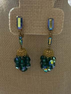 Lewis Segal Green Aurora Borealis AB Crystal Dangle Clip-on Earrings